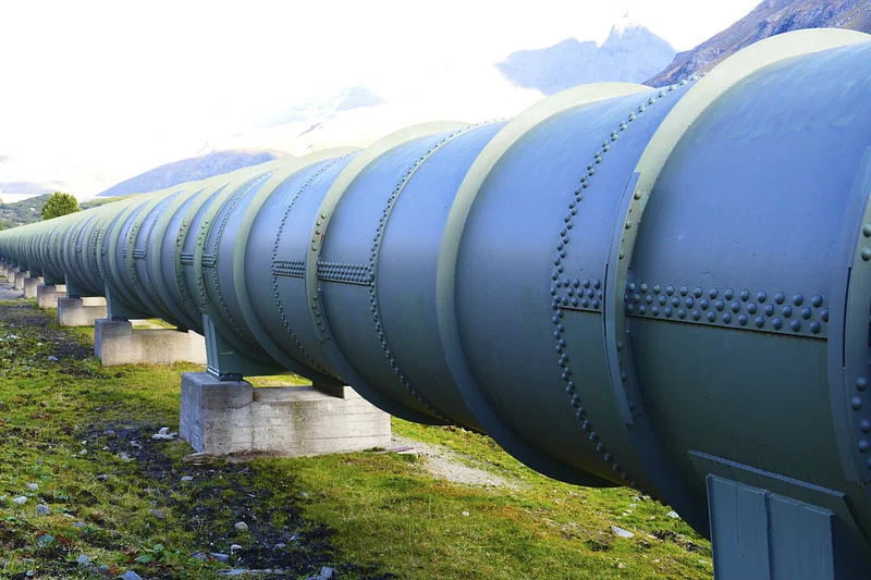 Steel Piping Installation A1